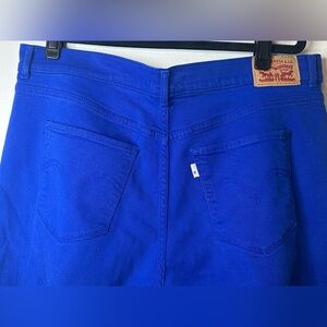 Levi Strauss Bright Royal Blue classic capri pants  sz 33